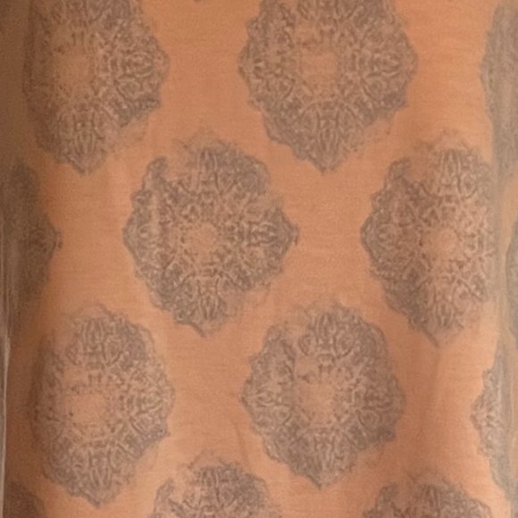 St John’s Bay Peach Paisley Oversized Sweatshirt Top Size PM NWOT - Picture 4 of 6